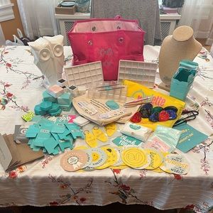UPDATED!!!HUGE ORIGAMI OWL BUSINESS LOT! UPDATED WITH NEW BAG ADDED ..last pic
